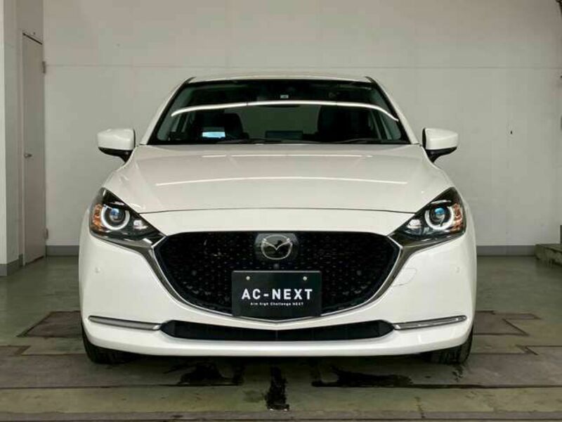 MAZDA2