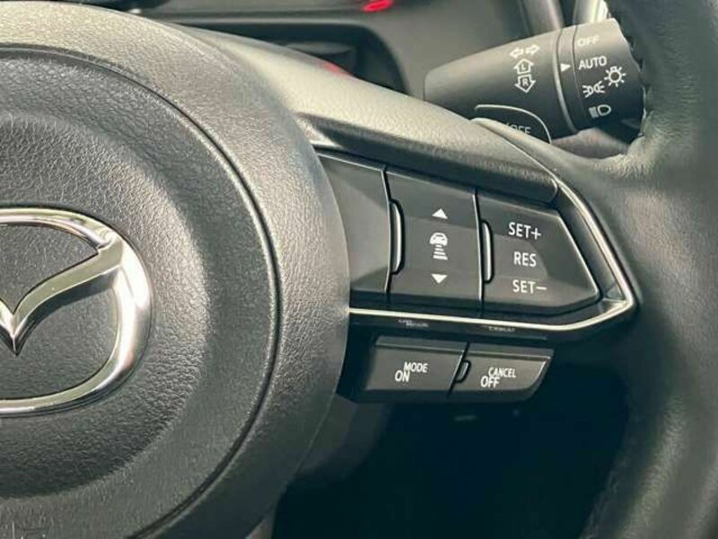 MAZDA2