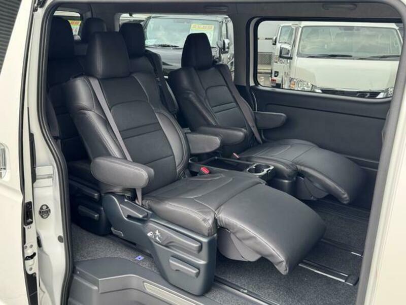 HIACE WAGON