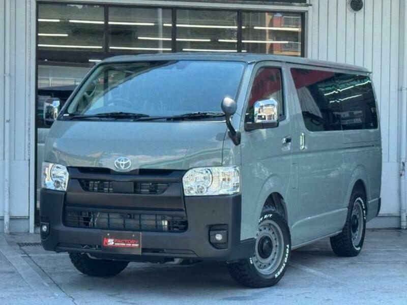 HIACE VAN
