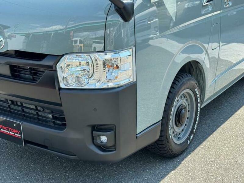 HIACE VAN