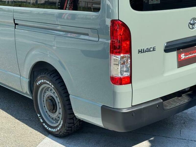 HIACE VAN