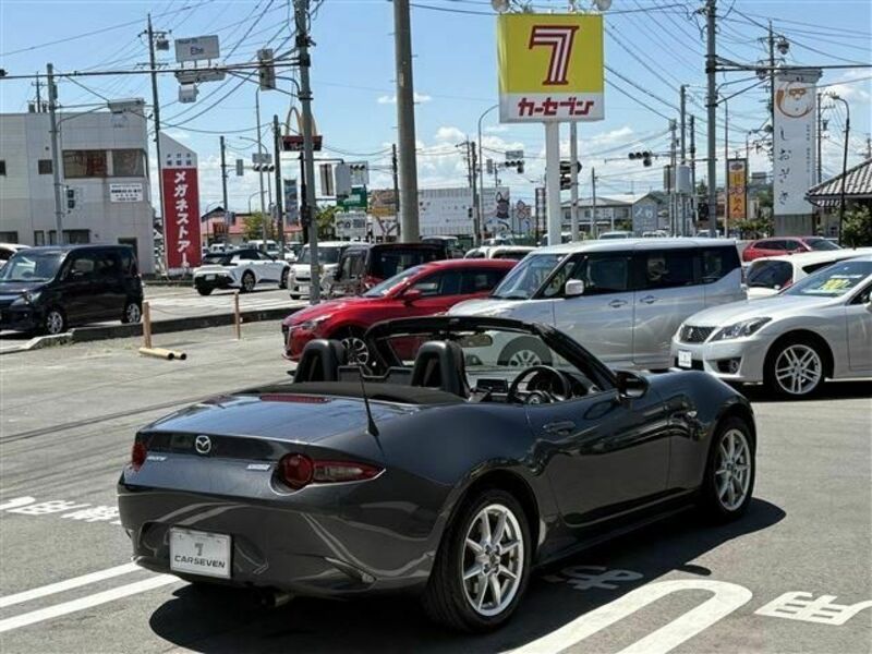 ROADSTER