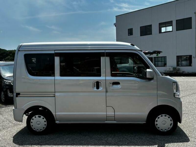 MINICAB VAN