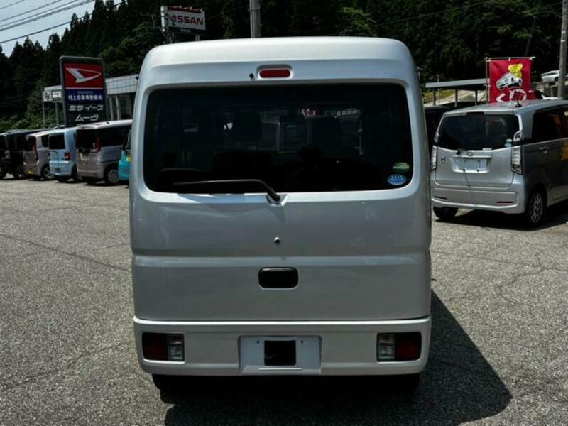 MINICAB VAN