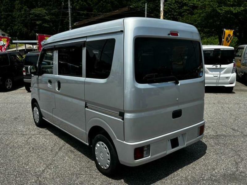 MINICAB VAN