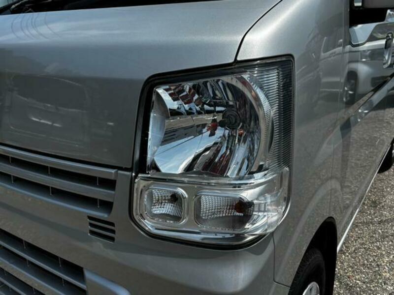 MINICAB VAN