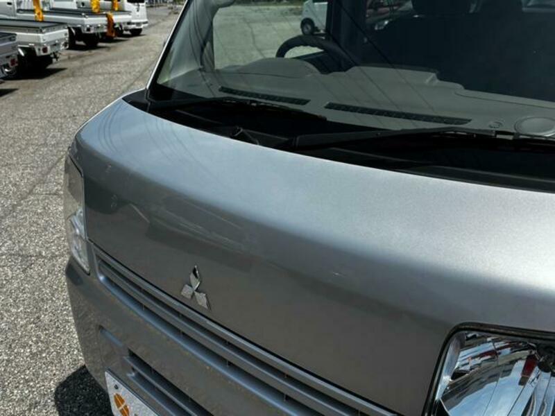 MINICAB VAN