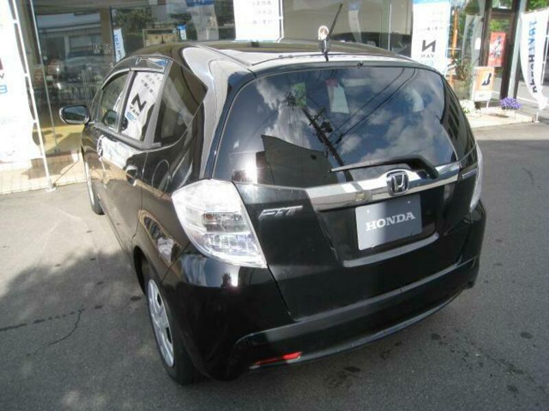 FIT HYBRID