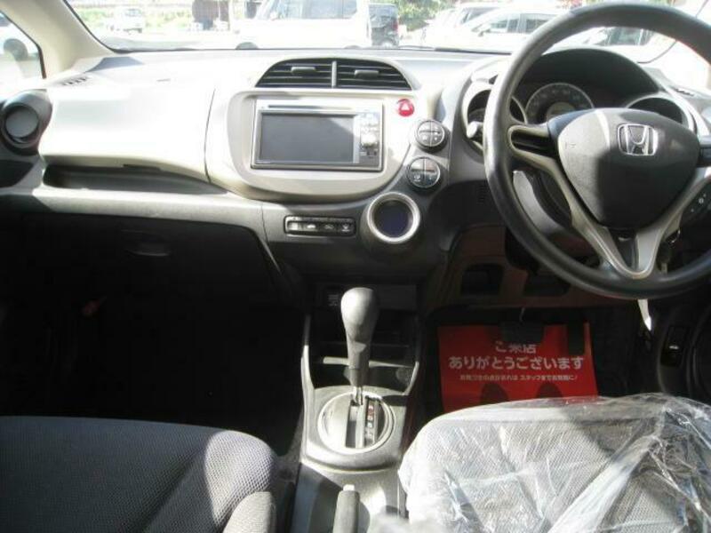 FIT HYBRID