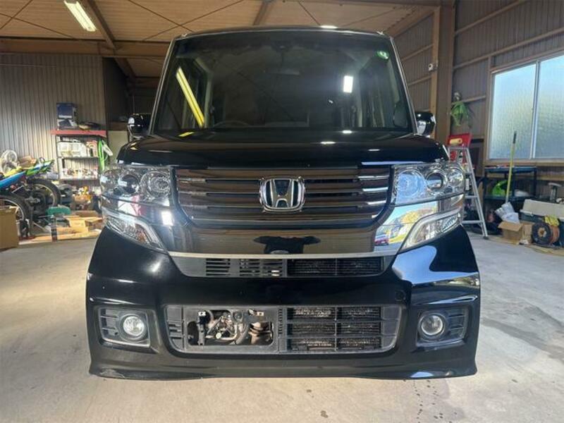 N BOX CUSTOM