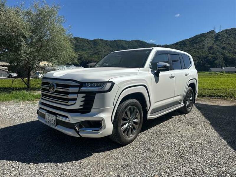 TOYOTA LAND CRUISER