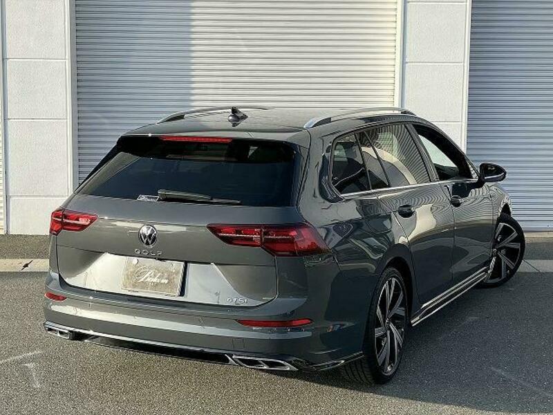 GOLF VARIANT