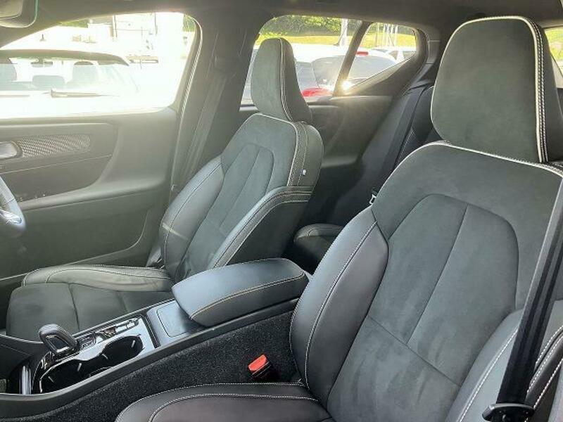 XC40
