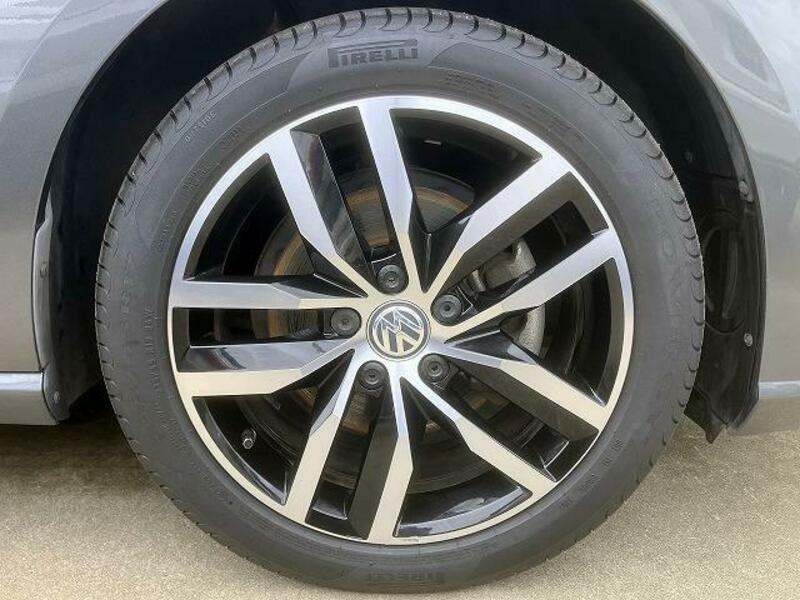 GOLF VARIANT