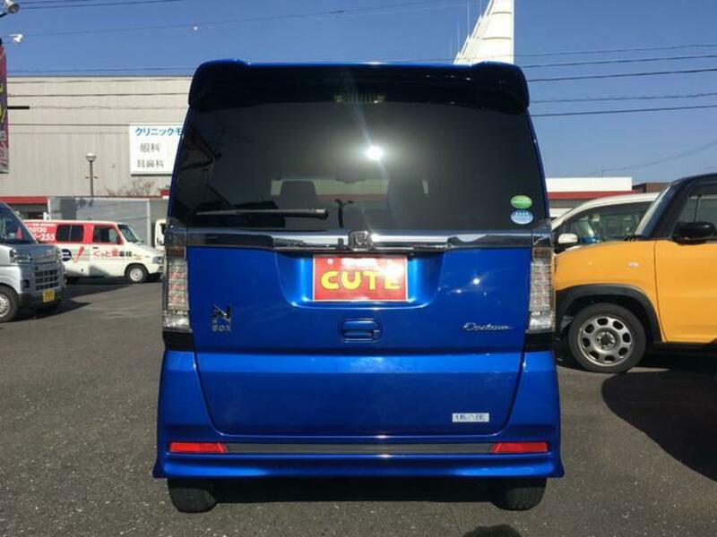 N BOX CUSTOM