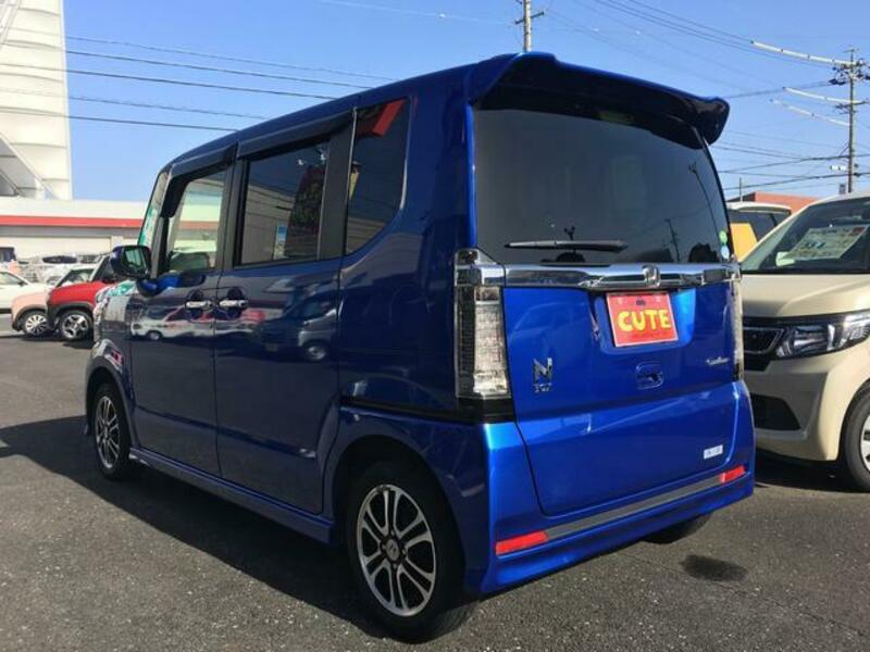 N BOX CUSTOM