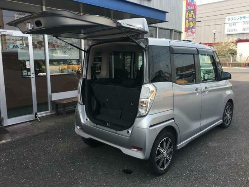EK SPACE CUSTOM