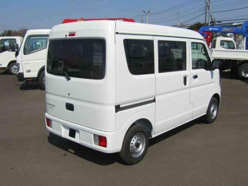 MINICAB VAN