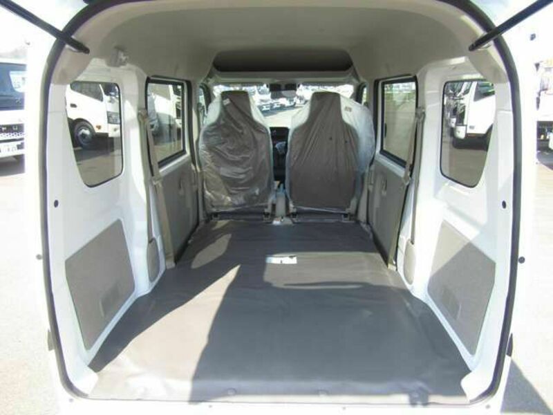 MINICAB VAN