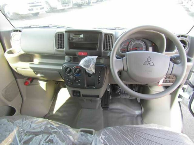 MINICAB VAN
