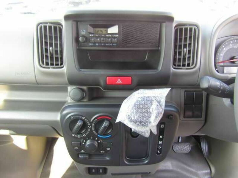 MINICAB VAN