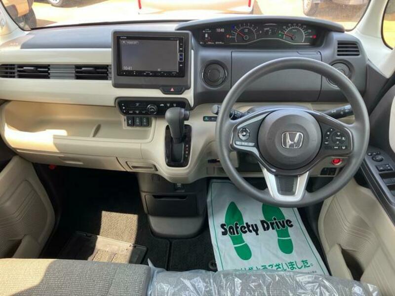 N BOX