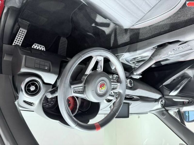 ABARTH 124 SPIDER