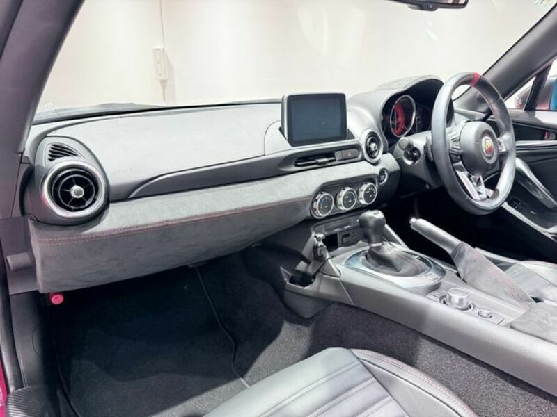 ABARTH 124 SPIDER