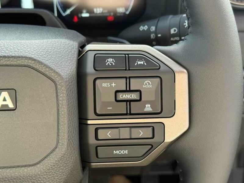 LAND CRUISER 250