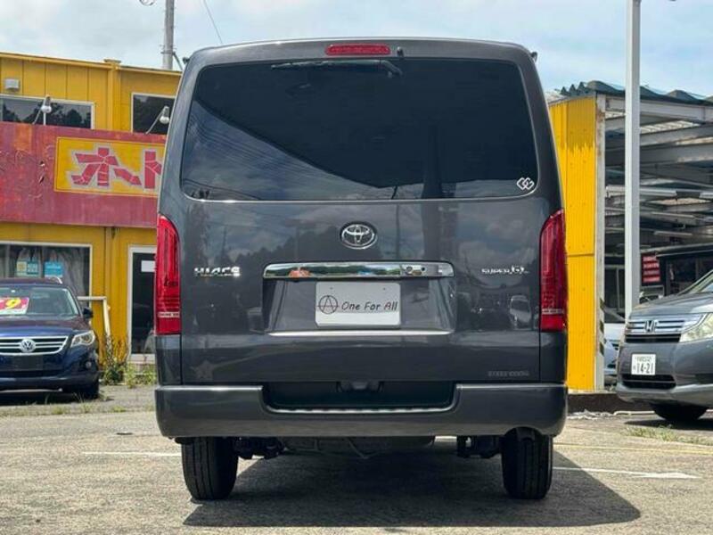 HIACE VAN