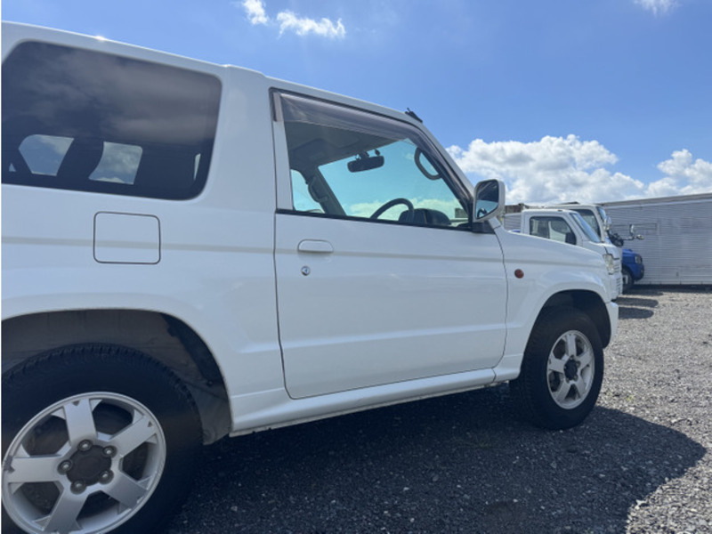 PAJERO MINI