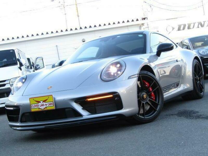 911