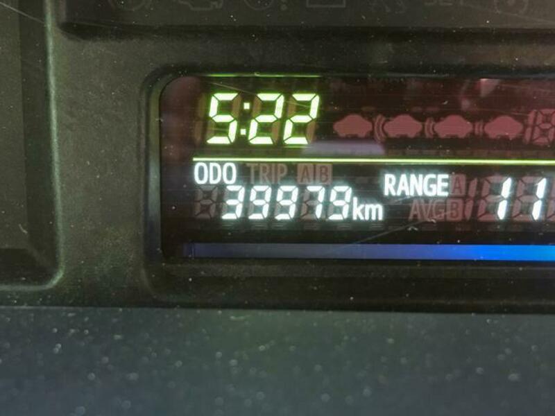 PRIUS ALPHA