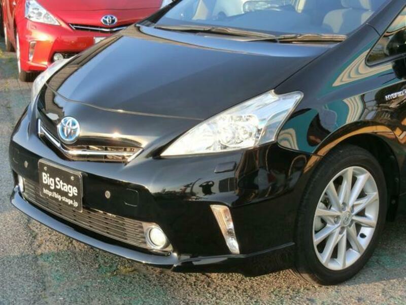 PRIUS ALPHA