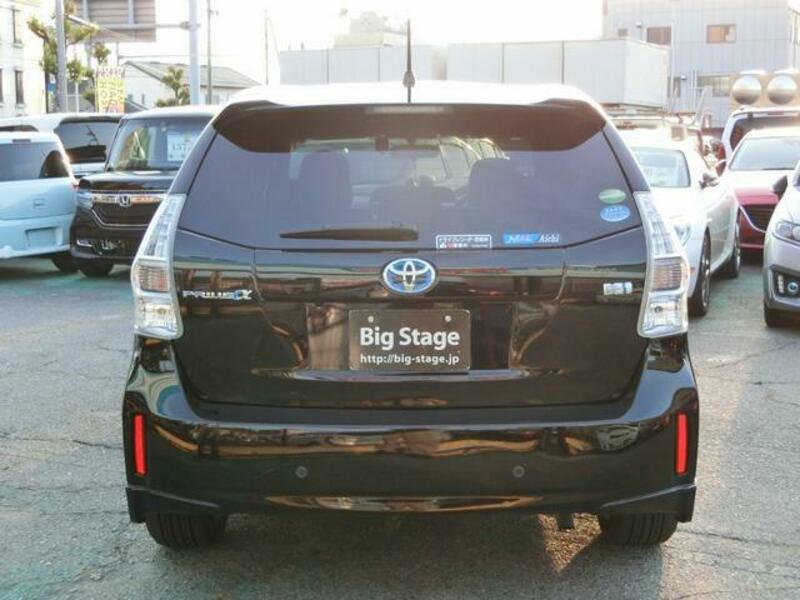 PRIUS ALPHA