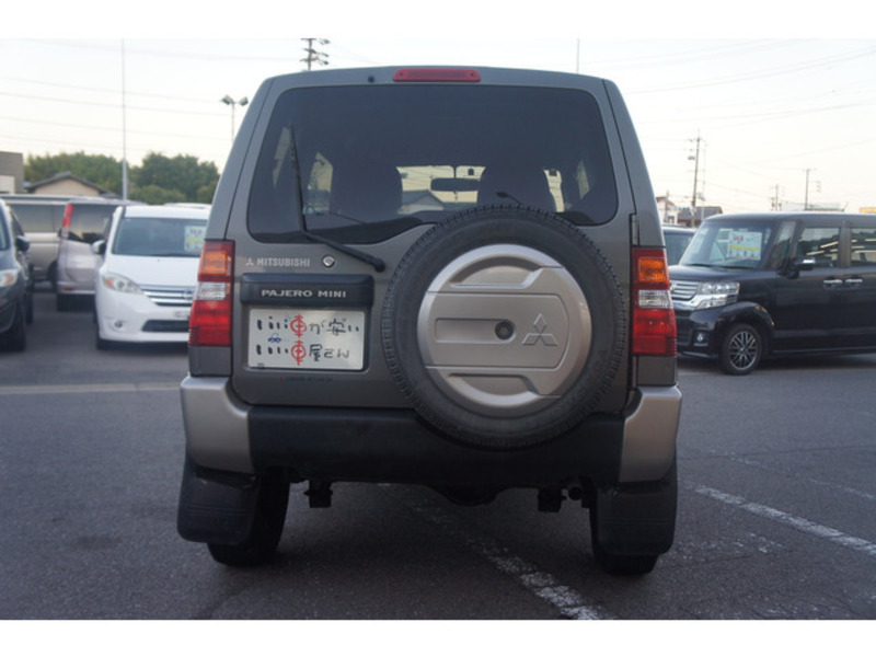 PAJERO MINI