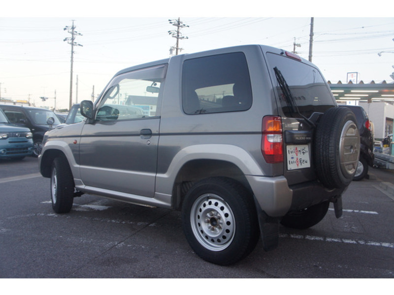 PAJERO MINI