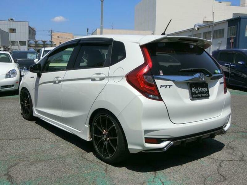 FIT HYBRID