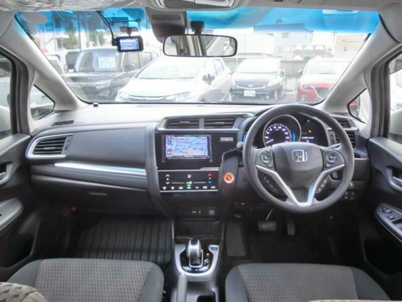 FIT HYBRID