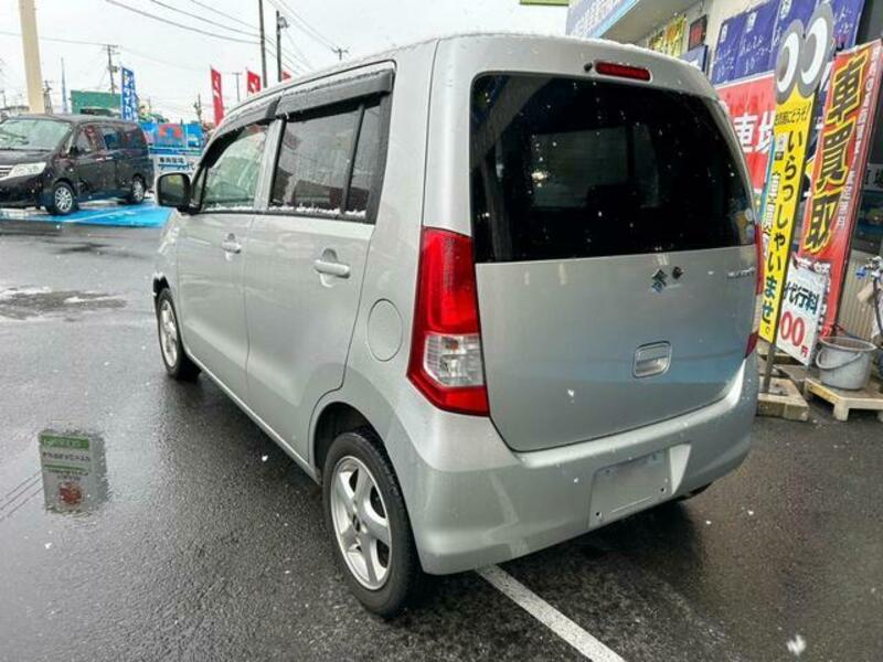 WAGON R