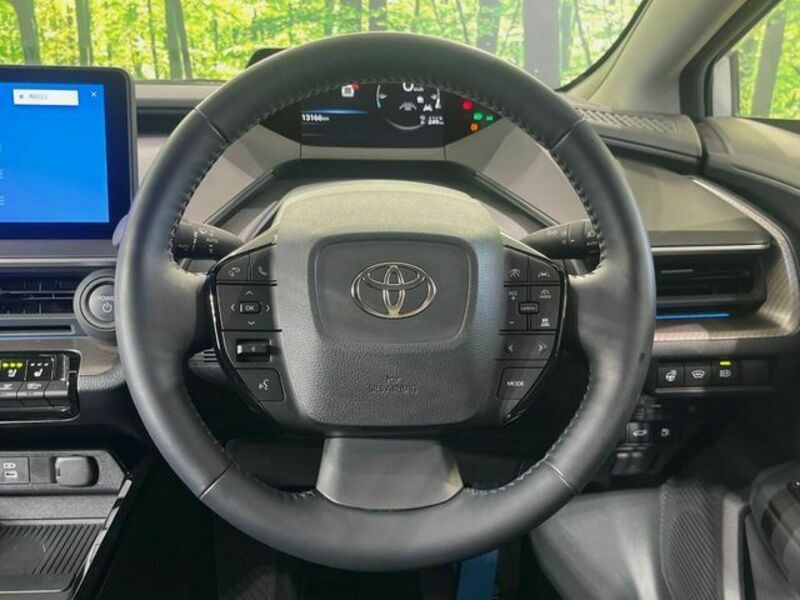 PRIUS PHV