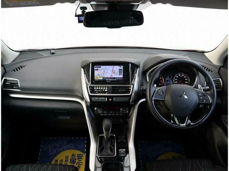 ECLIPSE CROSS