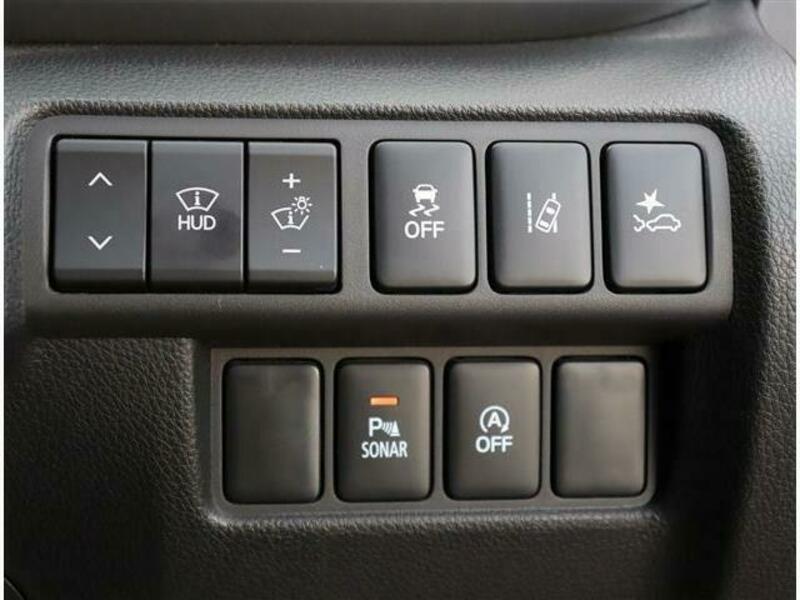 ECLIPSE CROSS