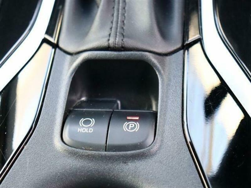 COROLLA CROSS