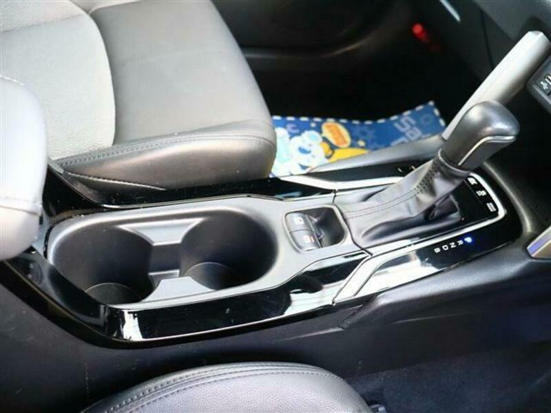 COROLLA CROSS