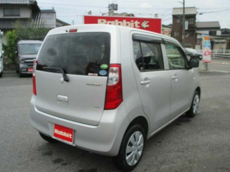 WAGON R