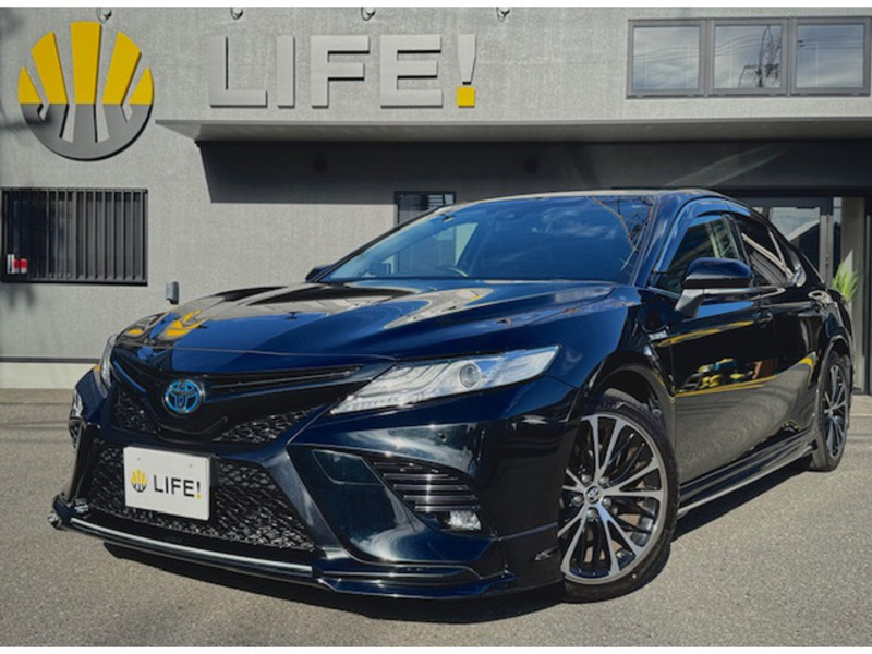 TOYOTA CAMRY