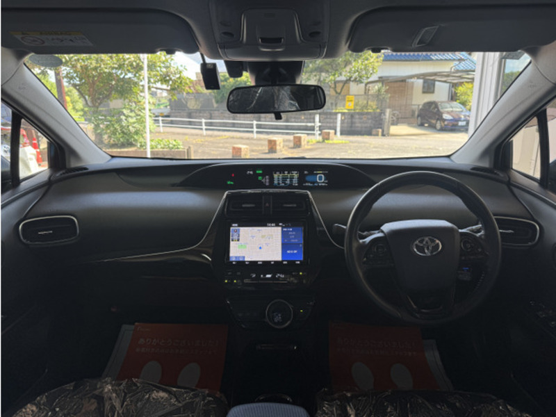 PRIUS PHV