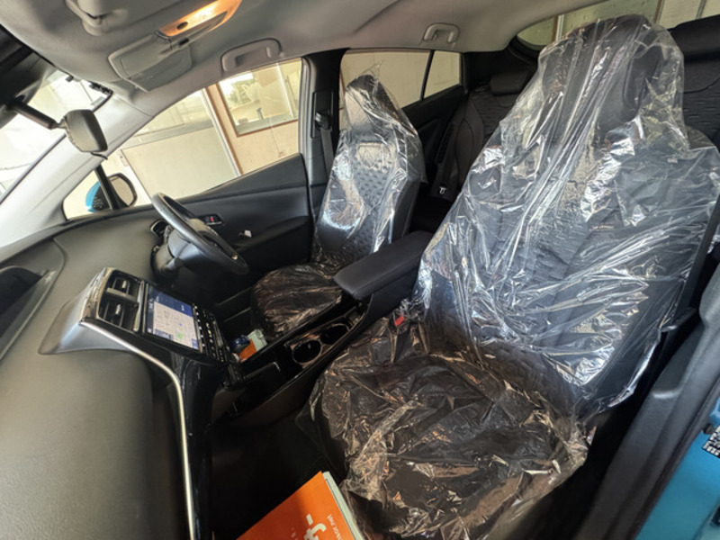 PRIUS PHV